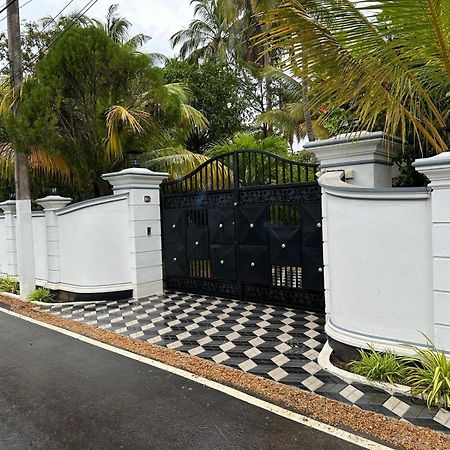 Hotel Aliya Lanka Beruwala Exterior foto