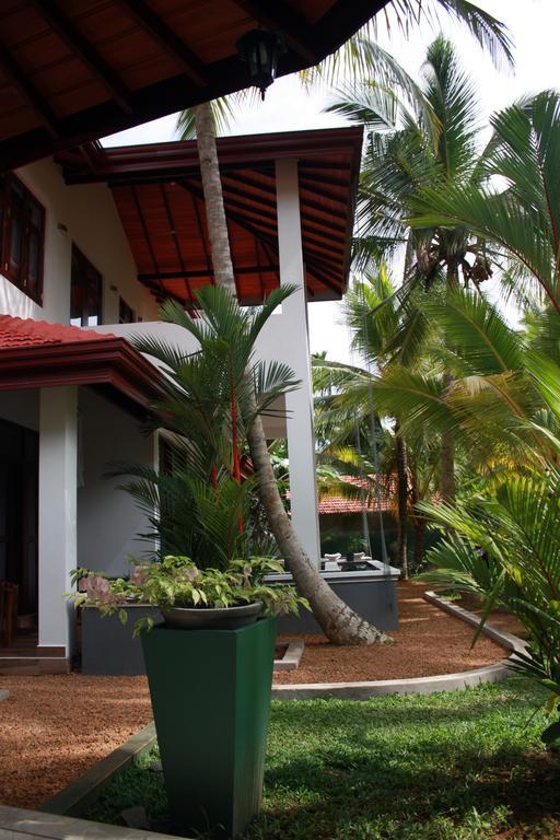 Hotel Aliya Lanka Beruwala Exterior foto