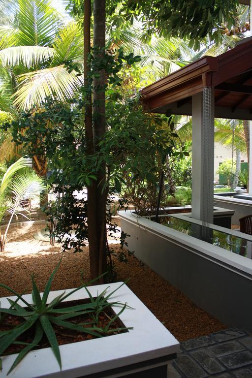 Hotel Aliya Lanka Beruwala Exterior foto
